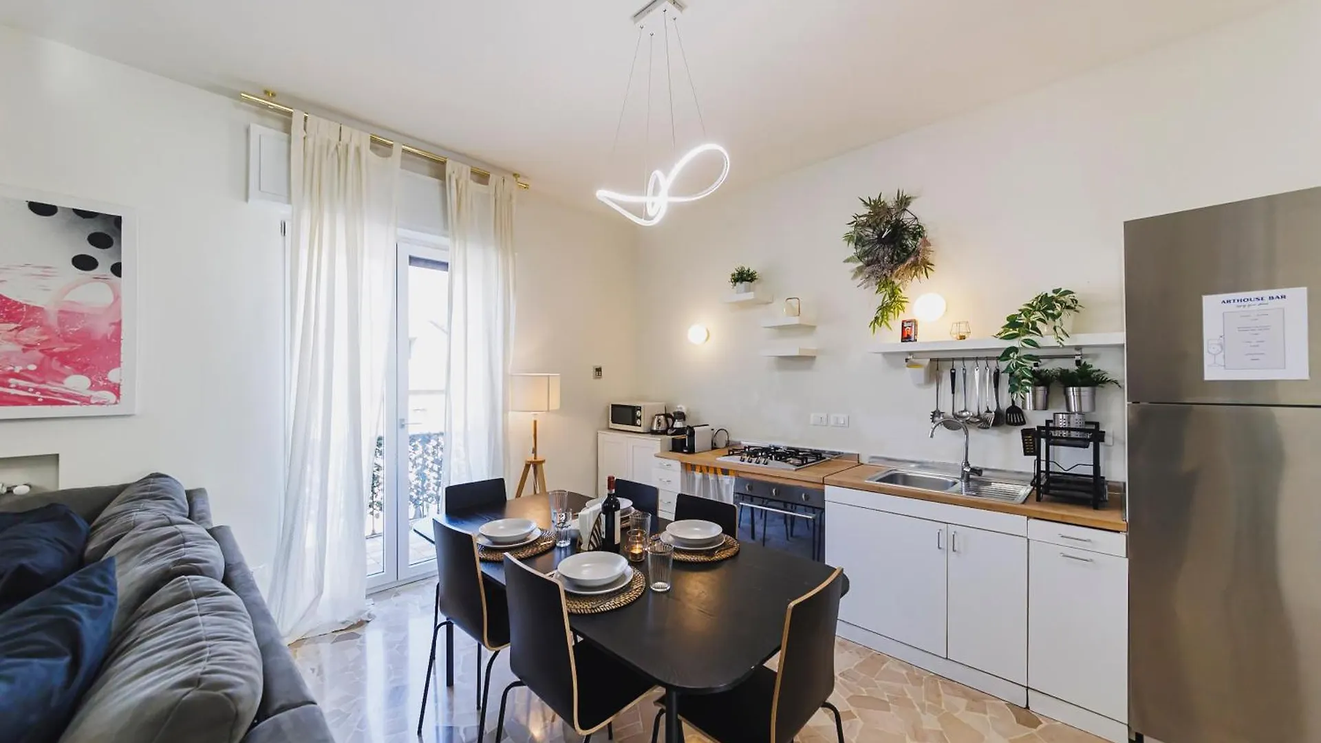 Luminoso Apt In Porta Venezia Milan Italy