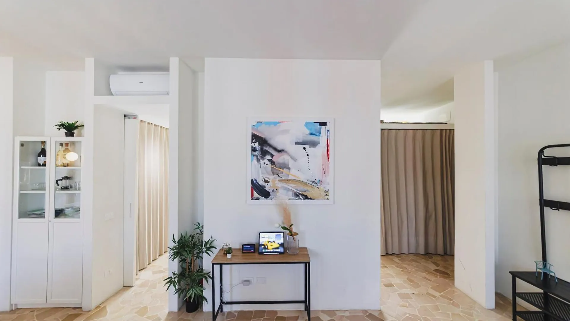 Luminoso Apt In Porta Venezia Milan Italy
